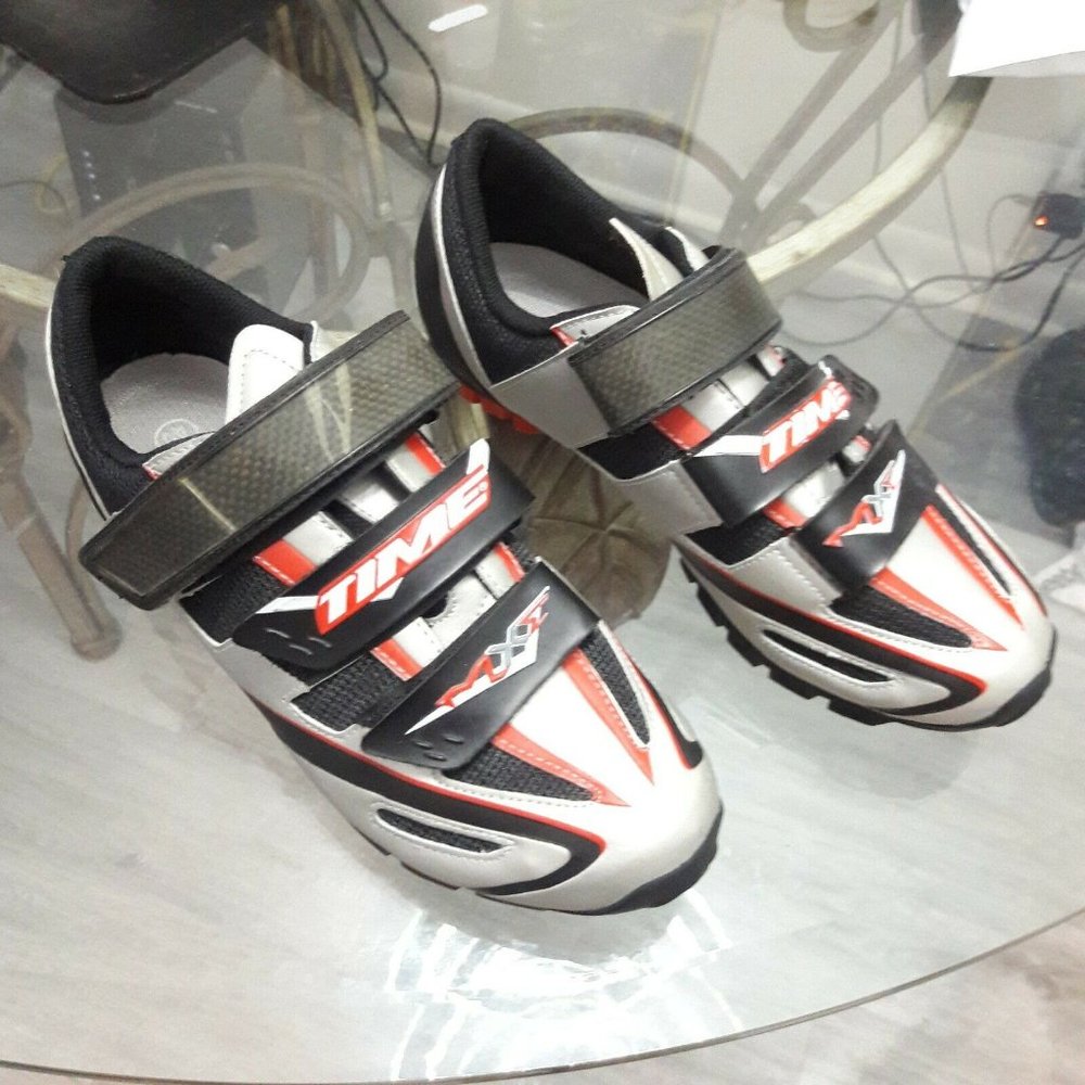 Time MXE Biking Cycling Bike Shoes Women's U.S. Size 9.5 EUR 40 Black Red Gray